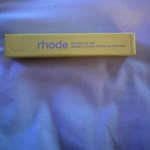 Rhode lip glaze in lemontini